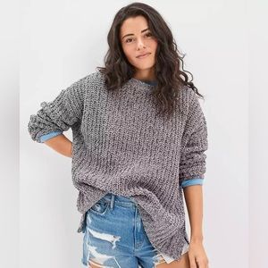 🔺Sold🔺NWOT AE Slouchy Snowsoft Sweater